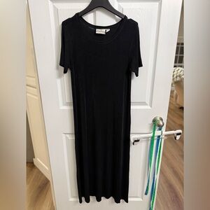 Chico’s Private Edition Black Liquid Maxi Dress Size 1 Medium travelers